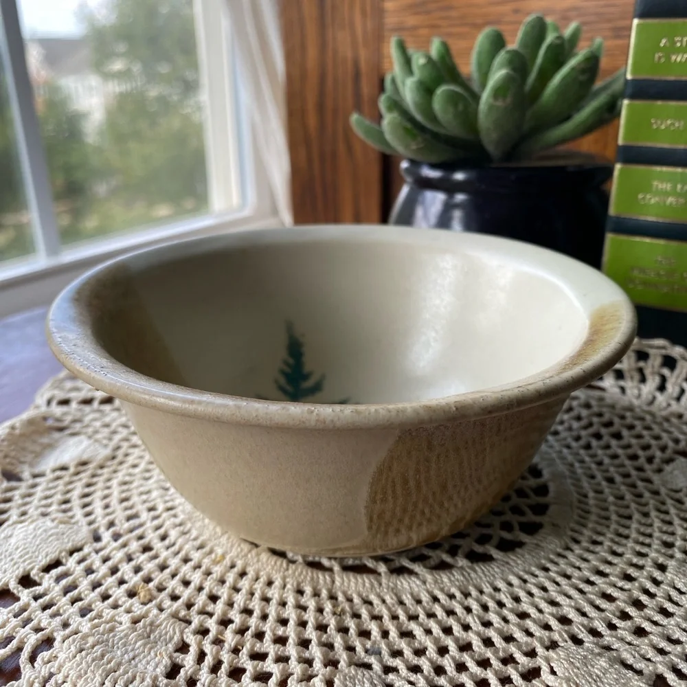Studio Pottery Fern Dish EUC Signed